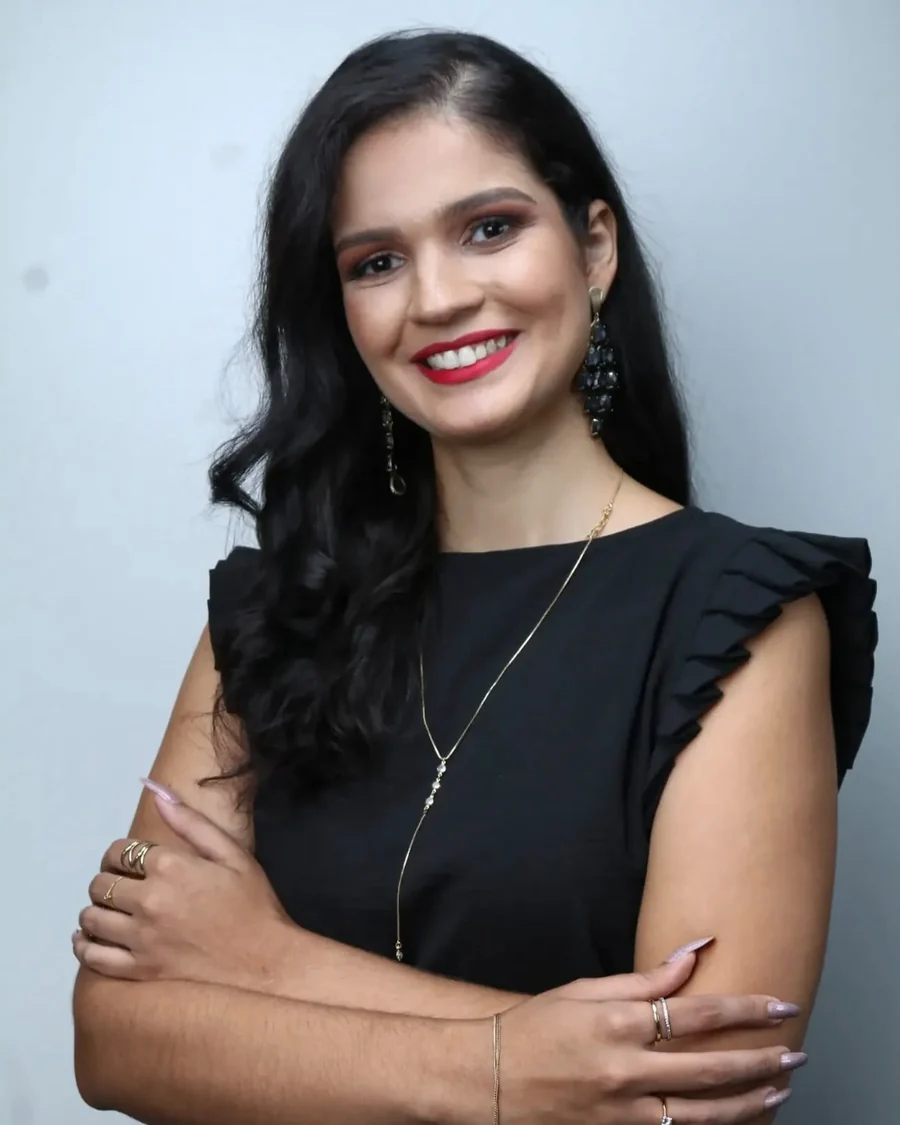 Dra. Francine Martins, Psicóloga