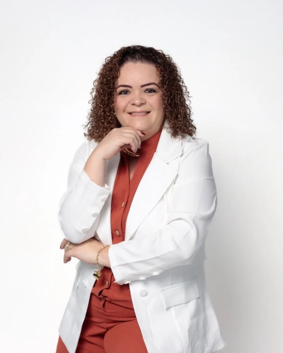 Michelle Firmiano, Psicopedagoga e Neuropsicopedagoga